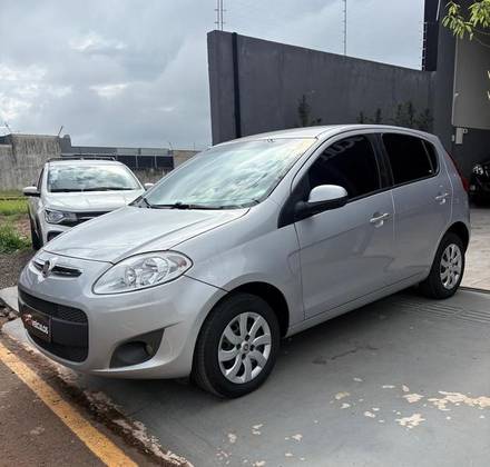 FIAT PALIO 1.0 MPI ATTRACTIVE 8V FLEX 4P MANUAL FIAT PALIO 1.0 MPI ATTRACTIVE 8V FLEX 4P MANUAL